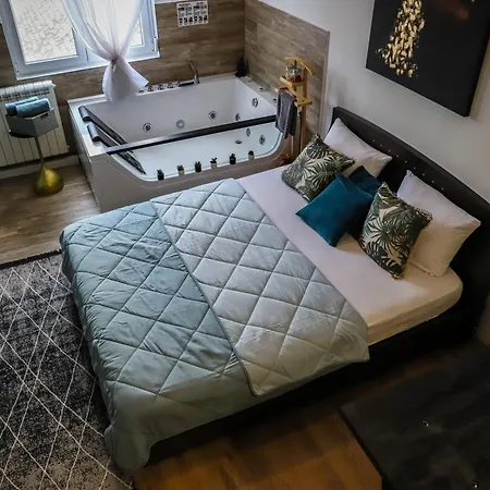 Apartamento Jacuzzi Express Novi Sad
